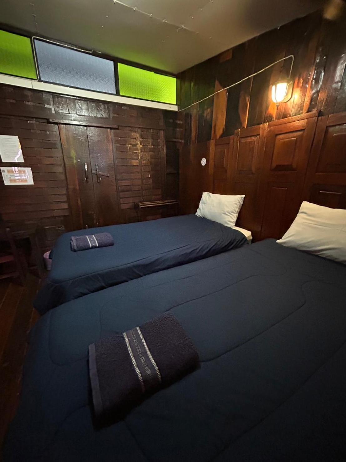 Baan Are Gong Riverside Homestay Phra Nakhon Si Ayutthaya Exterior foto