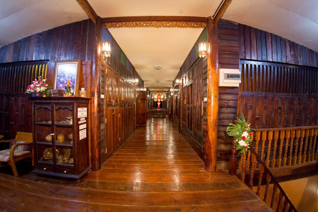 Baan Are Gong Riverside Homestay Phra Nakhon Si Ayutthaya Exterior foto